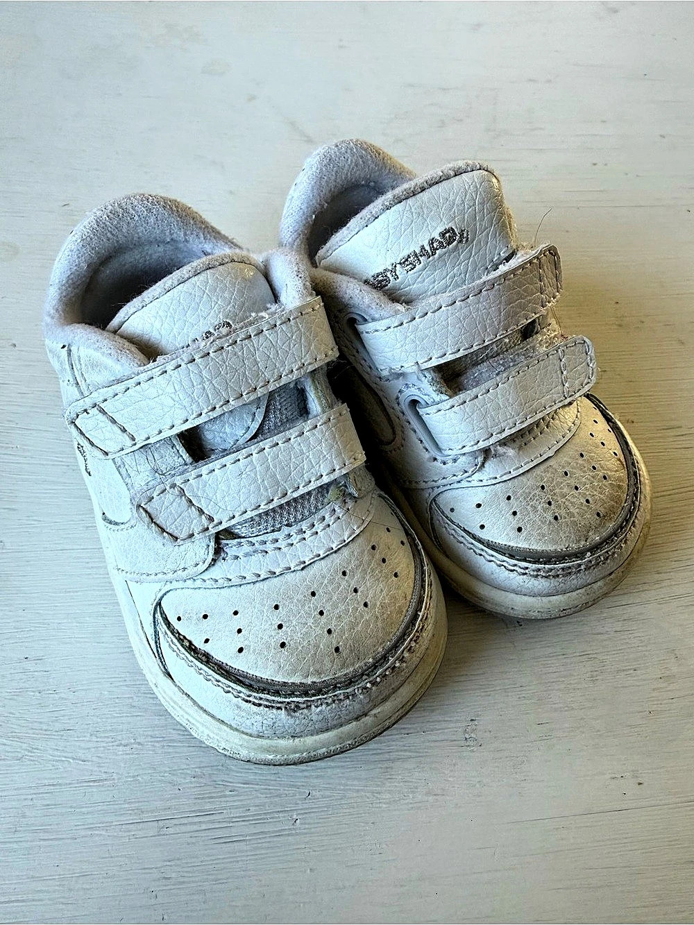 Baby shaq Gray Velcro Sneakers